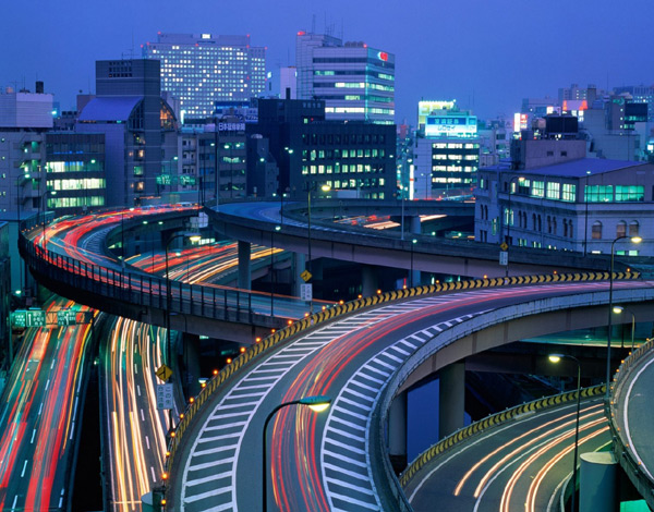 cityscape10-sm[1].jpg (141940 bytes)